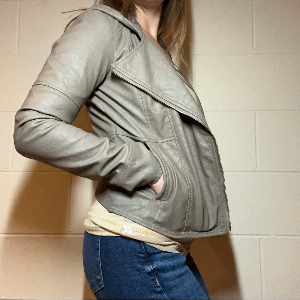 Leather Jacket - Picture 10 of 14